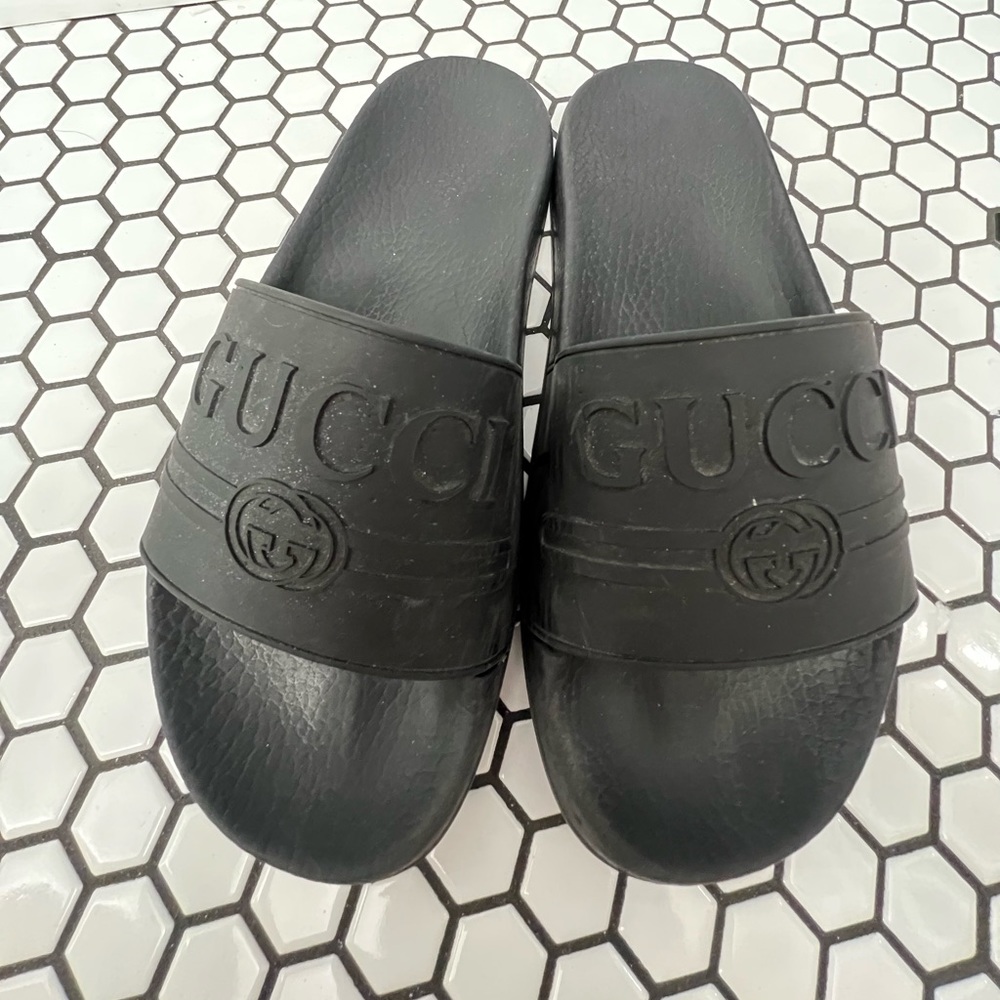 Gucci rubber slides size 37 authentic